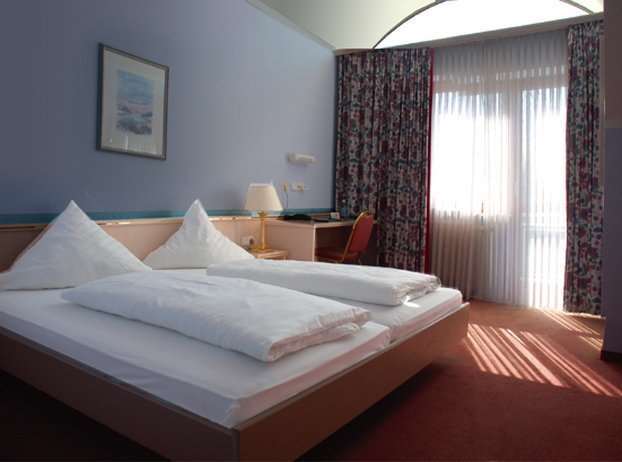 Hotel Am Schlosspark Ismaning Rum bild